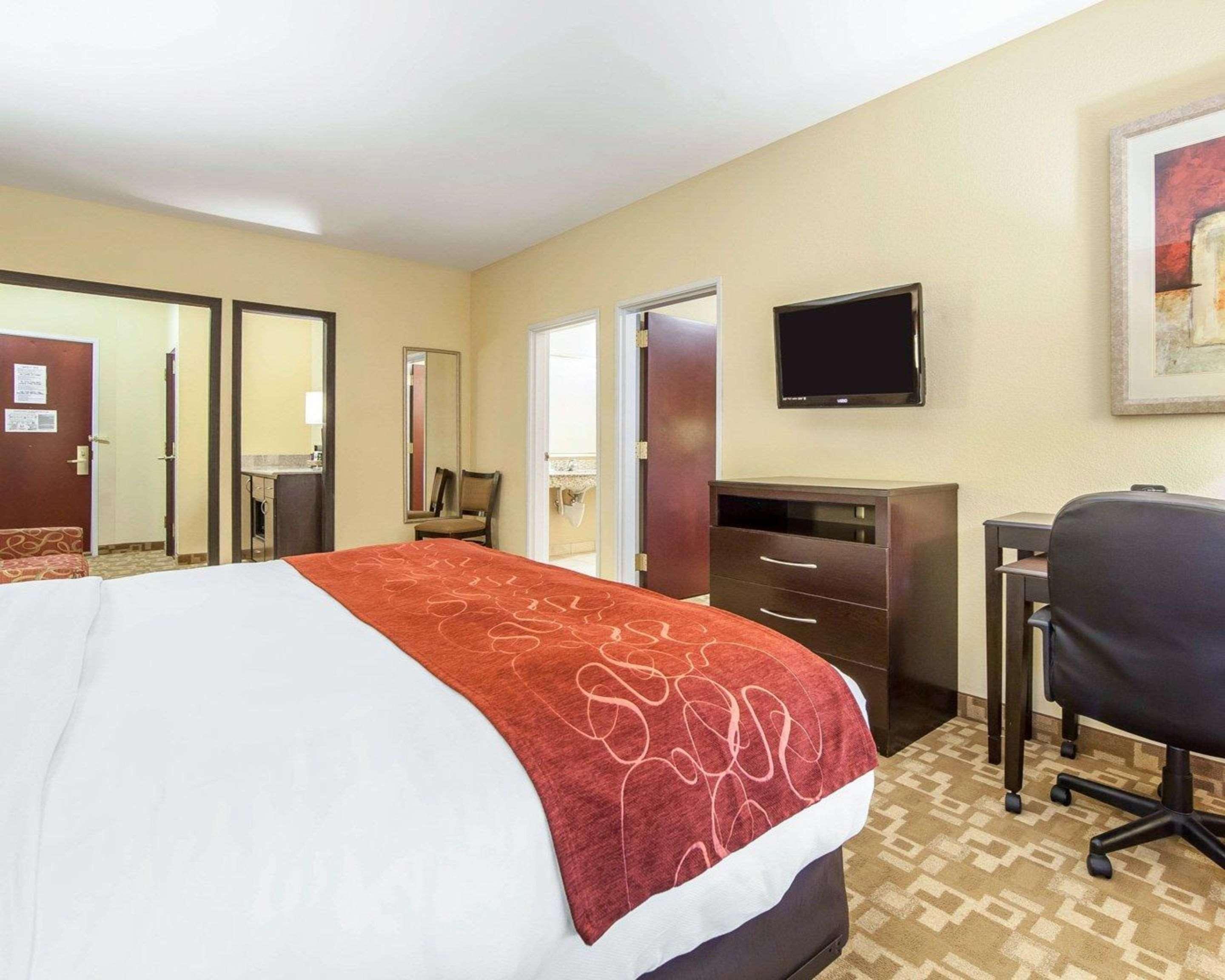 Comfort Suites Rome Bagian luar foto