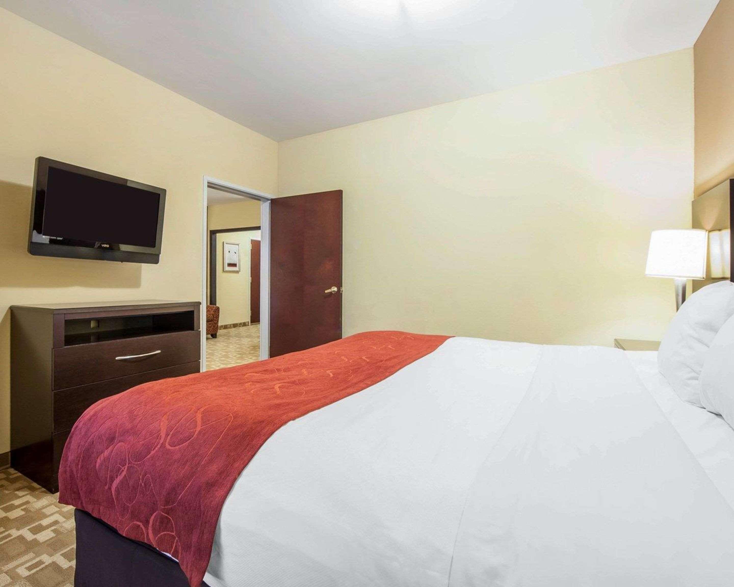 Comfort Suites Rome Bagian luar foto