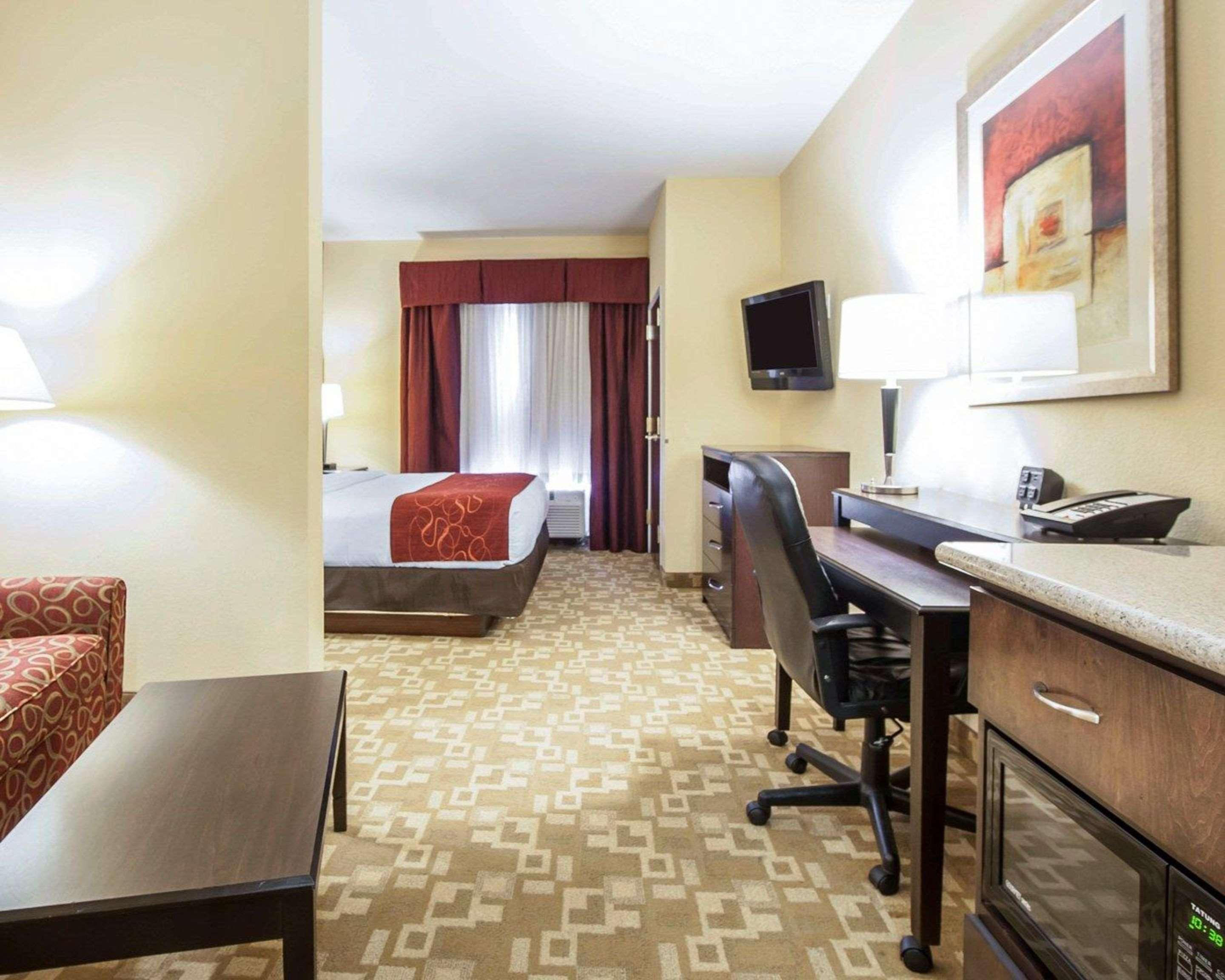 Comfort Suites Rome Bagian luar foto