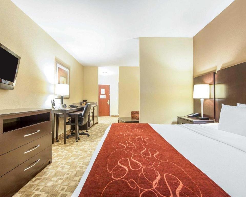 Comfort Suites Rome Bagian luar foto