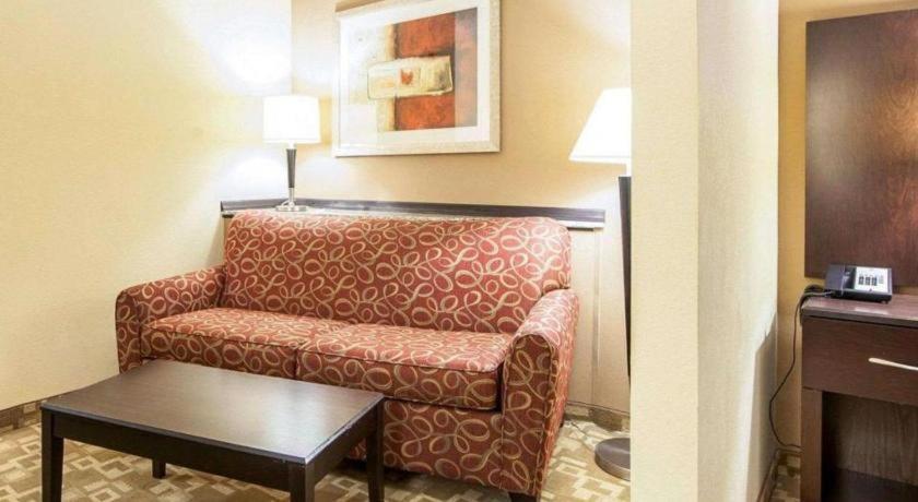 Comfort Suites Rome Bagian luar foto